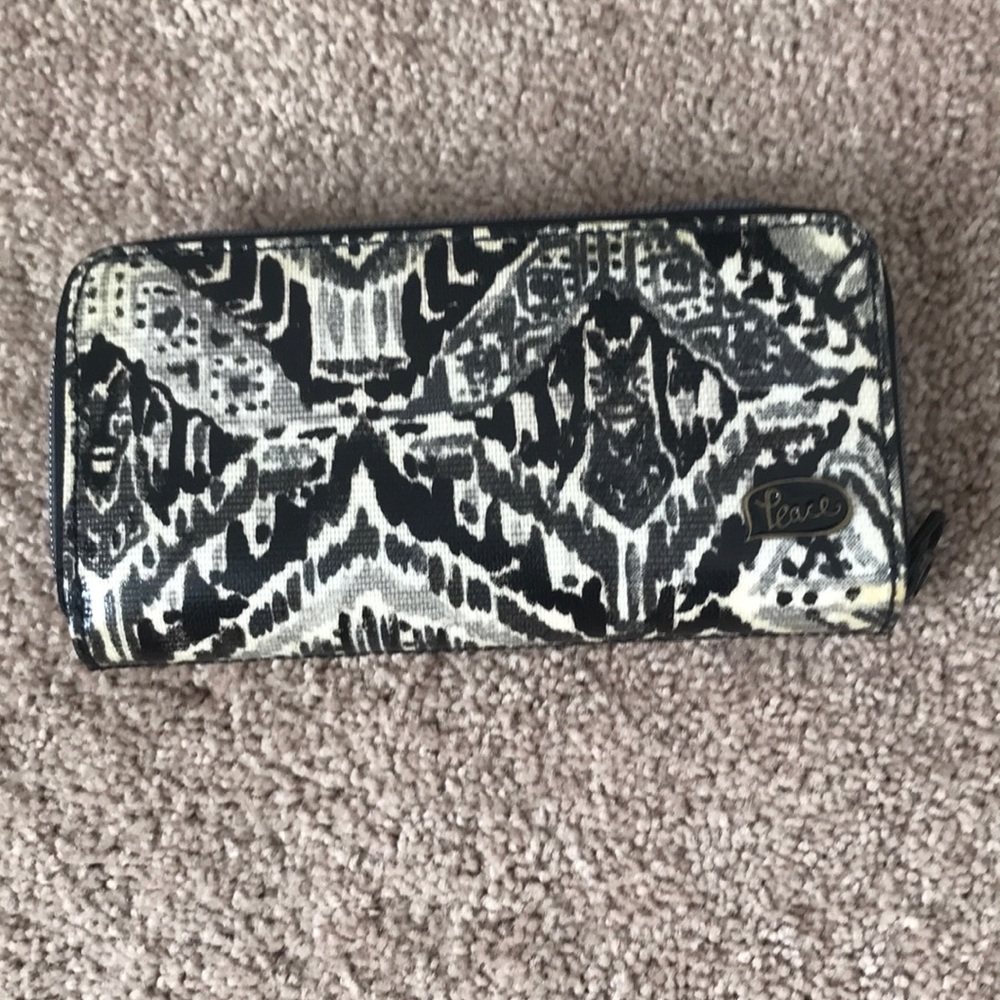Sakroots double zipper wallet